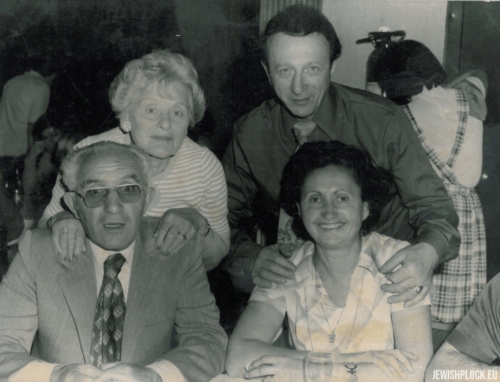 Izrael Abram (Julius) Bomzon, Bella Bomzon nee Kociołek, Eliasz Strzyg (from Plock) and his wife Dora, Melbourne, Australia probably taken in the 1960s